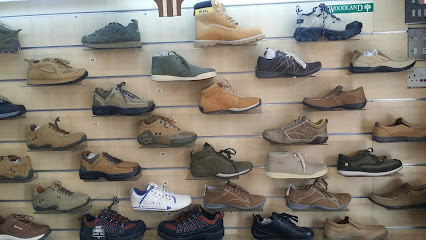 APSARA STORE محلات ابسرا لبيع الحقائب و الاخذية و المنتوجات الجلدية - مسقط - +968 7821 8228
