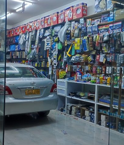 تنجيد مقاعد السيارات بيع الرينة و الاكسسوارات - بهلاء -