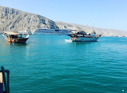 جولة بحرية في مسندم خصب - خصب - +968 7878 0218