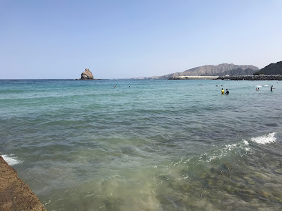 نادي اليخوت بيتش - مسقط -