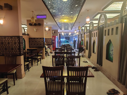 مطعم خان - المدق - +968 7159 3024