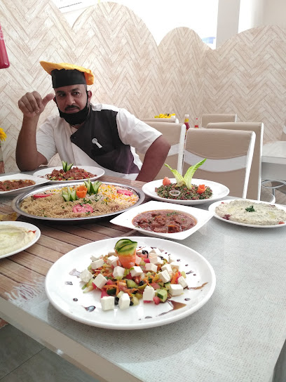 مطعم وحلويات السندباد - Oman|Izki|WQV5+2Q5