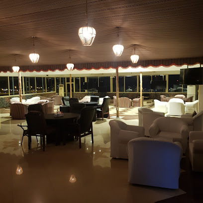 مطعم هيلتوب - مادها - +971 56 176 1400