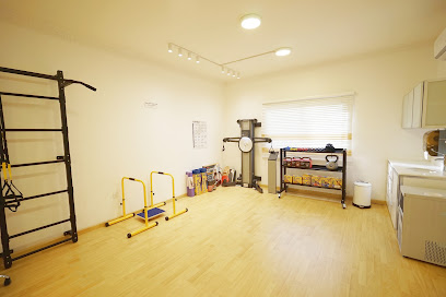 عيادة كوادزون للعلاج الطبيعي - مسقط - +968 9338 7138