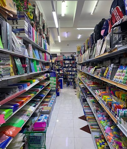 أطلس للكتب والهدايا والكماليات - صور - +968 9696 3716