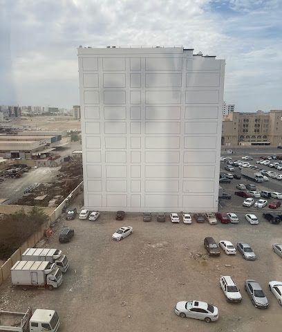 مسبح المدرسة المصرية - مسقط -