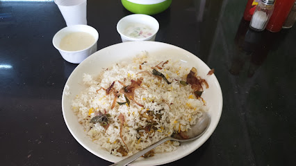 مطعم - آدم -